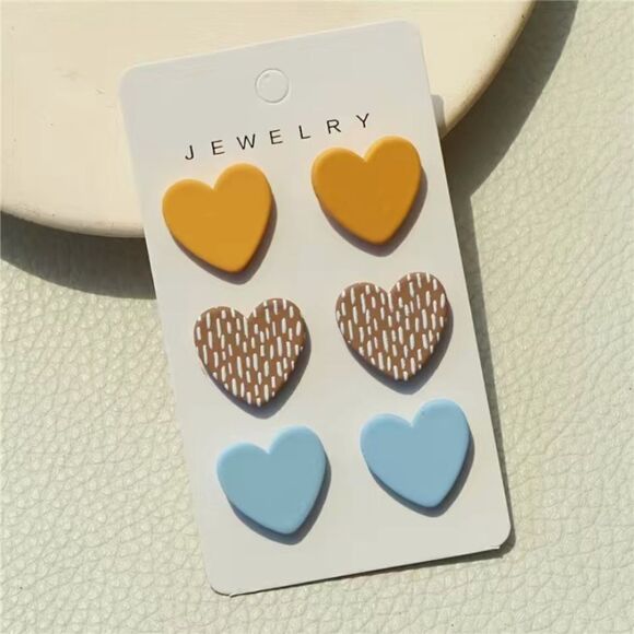 ✨🤎 Darling BoHo 6 Pairs Heart Shaped Stud Earrings 💛💙  ✨ - Picture 7 of 17